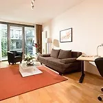 Residenz Am Deutschen Theater 3* 柏林