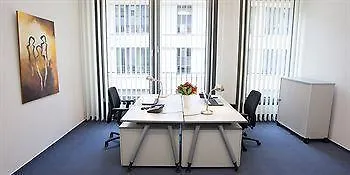 Residenz Am Deutschen Theater 3* Berlín