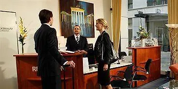 Residenz Am Deutschen Theater 3*