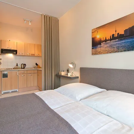 Residenz Am Deutschen Theater 3*