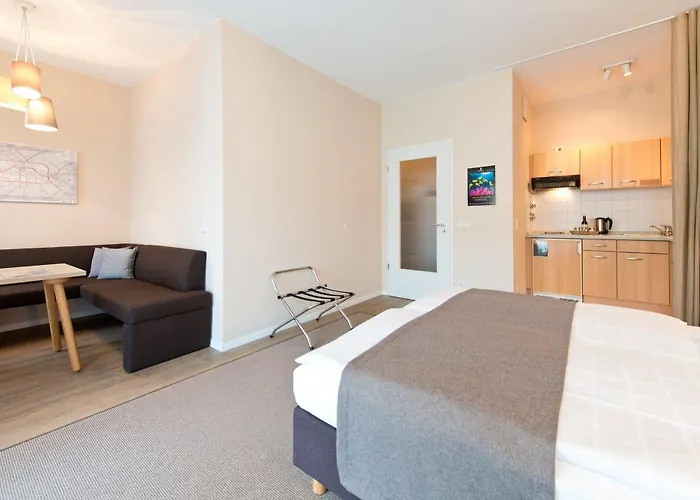 Residenz Am Deutschen Theater 3*